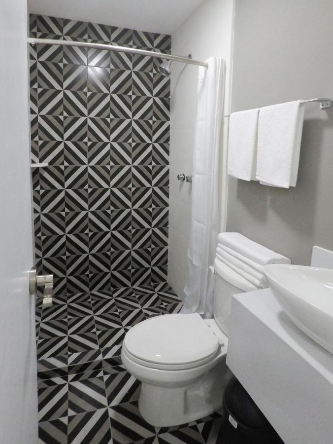 Casa Moderna Equipada Como En Pequeno Hotel Hab 4 Monterrey Eksteriør billede